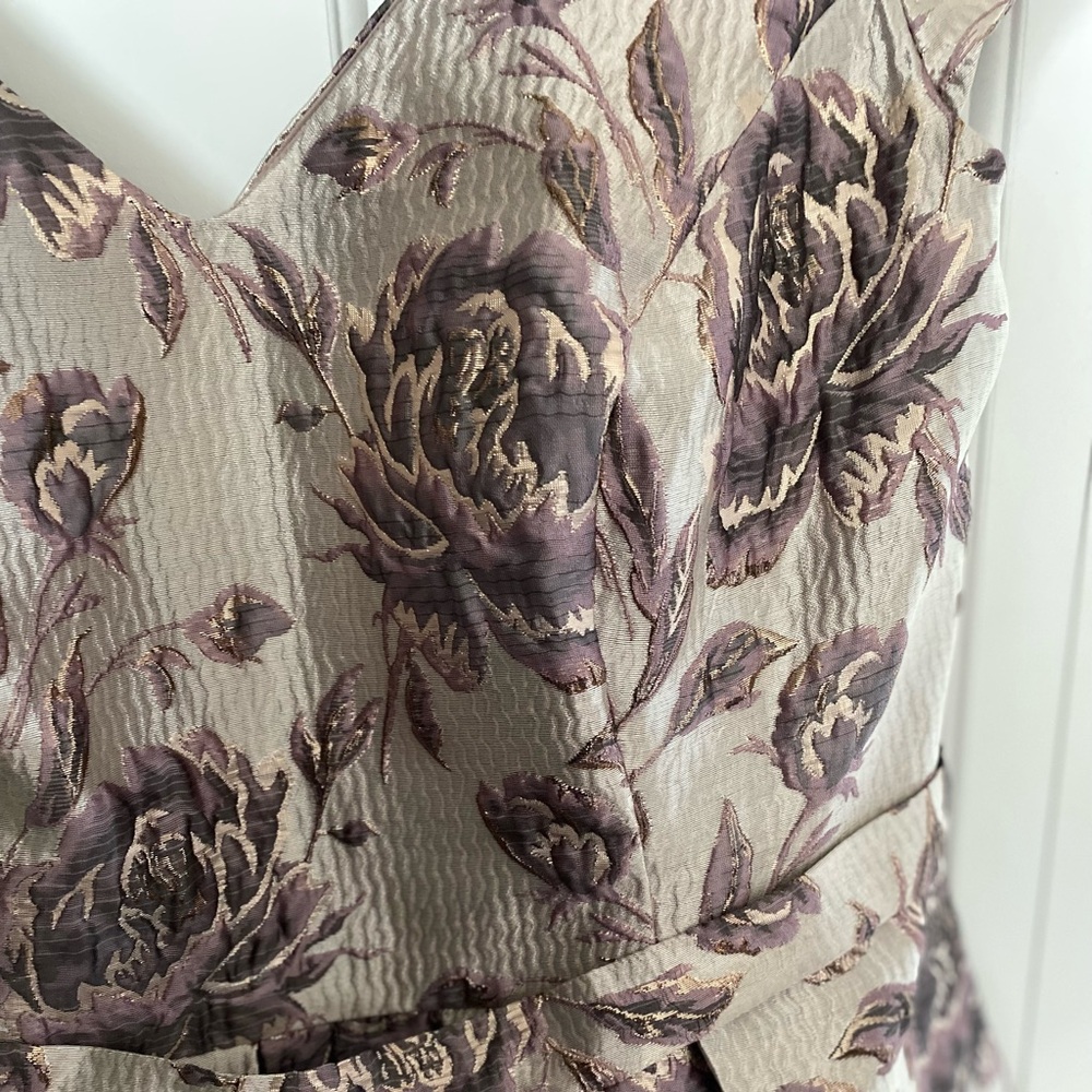 Oleg Cassini Dress in Mauve and Gold Metallic - Picture 5 of 11